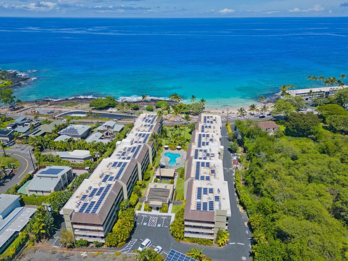 Family Getaway - Lava Room At Magic Sands Beach 凯路亚-科纳 外观 照片